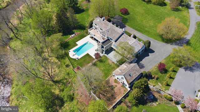 11101 PINEY MEETINGHOUSE RD, Potomac, MD 20854
