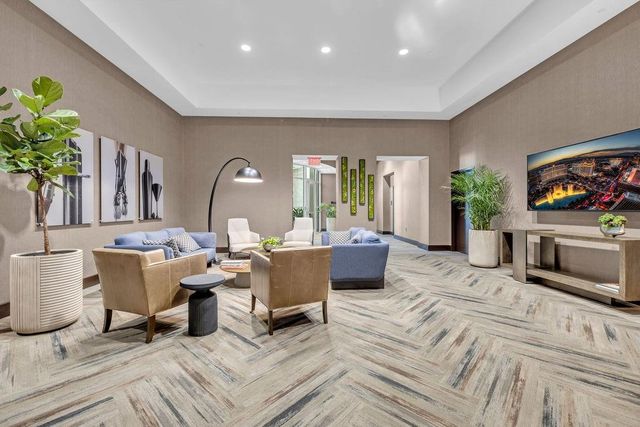 1080 Peachtree Street NE 1113, Atlanta, GA 30309