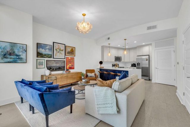 1080 Peachtree Street NE 1113, Atlanta, GA 30309