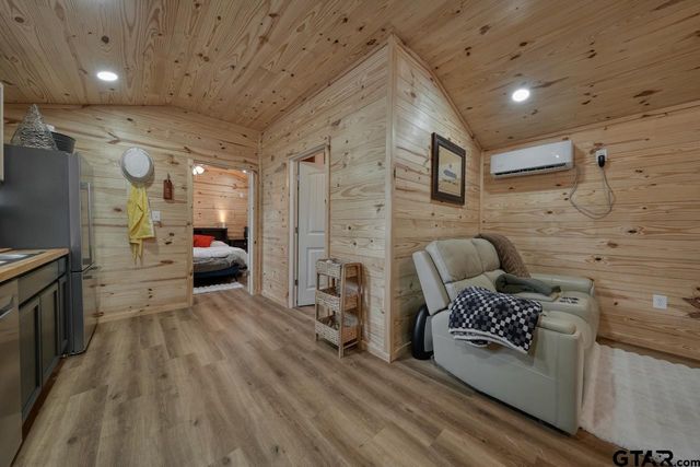 24773 CR 460, Grand Saline, TX 75140