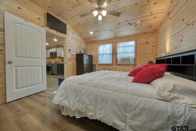 24773 CR 460, Grand Saline, TX 75140