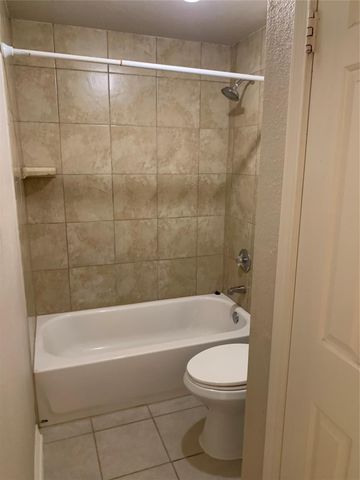 2255 Braeswood Park Drive 223, Houston, TX 77030