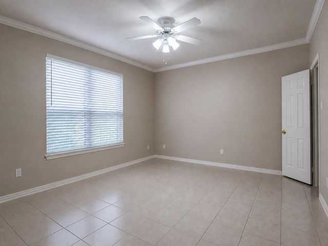 2255 Braeswood Park Drive 223, Houston, TX 77030