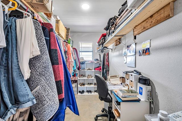 2611 Atasco Dr, Midland, TX 79705