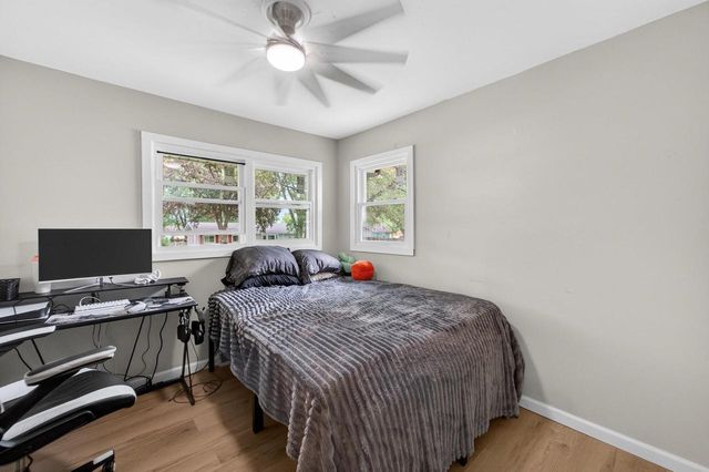 1121 Debra Lane, Madison, WI 53704