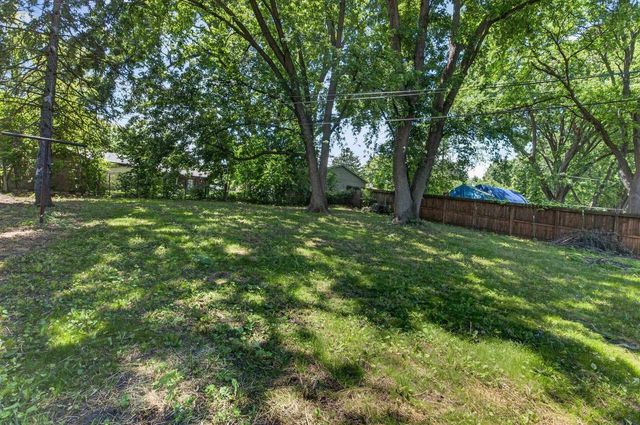 1121 Debra Lane, Madison, WI 53704