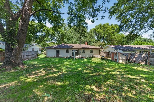1121 Debra Lane, Madison, WI 53704