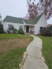 123 Douglas Street, Bakersfield, CA 93308