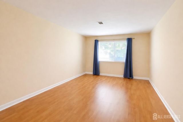 203 Mandon Court 2, South Brunswick, NJ 08540