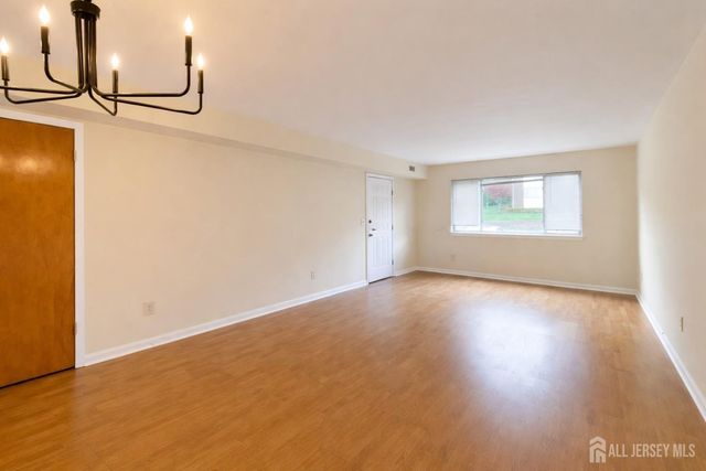203 Mandon Court 2, South Brunswick, NJ 08540