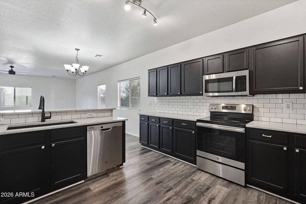 440 E SADDLE Way, San Tan Valley, AZ 85143 — photo 3