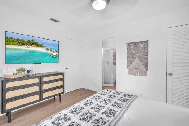 20814 Vinesta Circle 293, Boca Raton, FL 33433