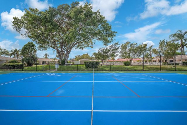 20814 Vinesta Circle 293, Boca Raton, FL 33433