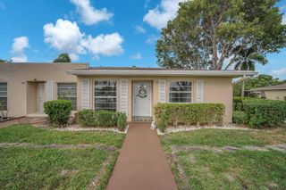 20814 Vinesta Circle 293, Boca Raton, FL 33433