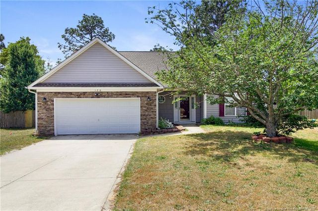 120 Turkey Oak Circle, Bunnlevel, NC 28323