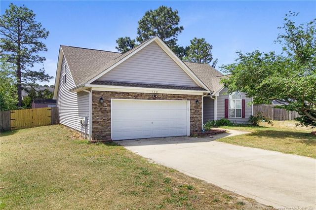 120 Turkey Oak Circle, Bunnlevel, NC 28323