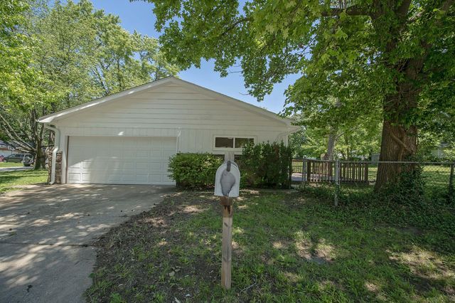 316 S Cedarbrook Avenue, Springfield, MO 65802
