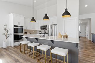 1006 W KATELYN FAITH CIR, South Jordan, UT 84095