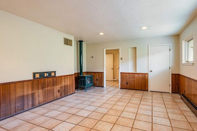 2532 Harold Place NE, Albuquerque, NM 87106