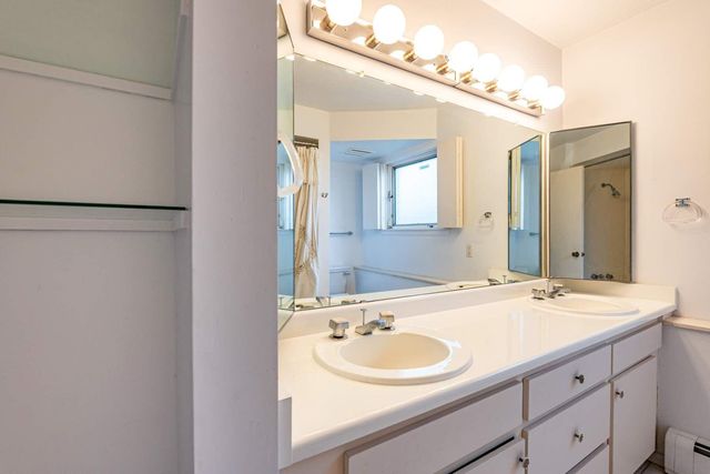 2532 Harold Place NE, Albuquerque, NM 87106