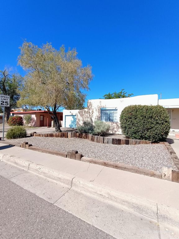 4161 Mesa Verde Avenue NE, Albuquerque, NM 87110