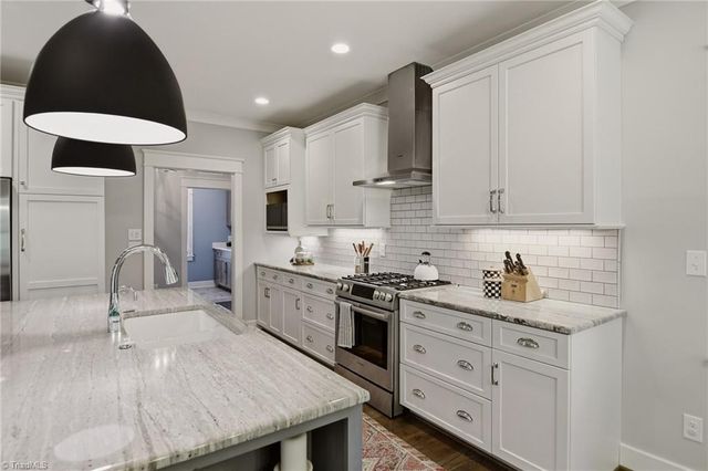 527 Lissara Lodge Drive, Lewisville, NC 27023