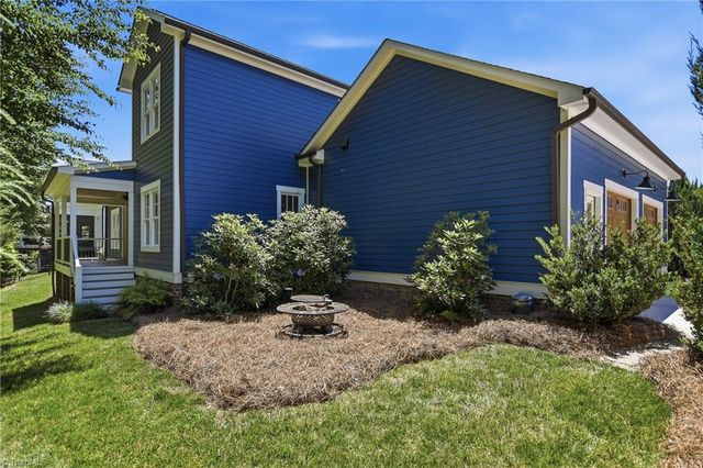 527 Lissara Lodge Drive, Lewisville, NC 27023