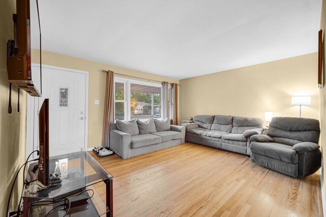 2954 Ardell Street, Portage, IN 46368