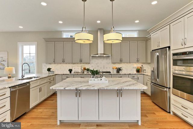 7017 RIDGE DRIVE, Alexandria, VA 22306