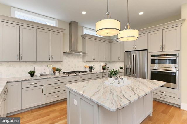 7017 RIDGE DRIVE, Alexandria, VA 22306