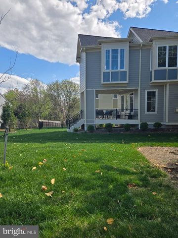 7017 RIDGE DRIVE, Alexandria, VA 22306