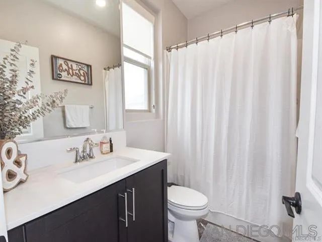 1812 Mint Terrace Unit 4, Chula Vista, CA 91915