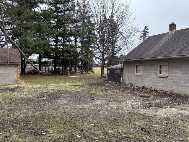 N48W15032 W Lisbon ROAD, Menomonee Falls, WI 53051