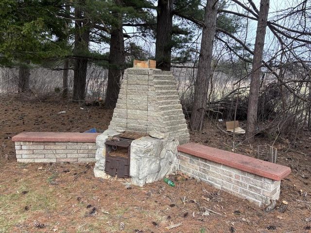 N48W15032 W Lisbon ROAD, Menomonee Falls, WI 53051