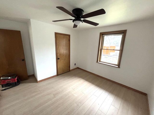 N48W15032 W Lisbon ROAD, Menomonee Falls, WI 53051