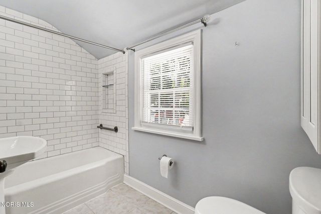 4131 Rugby Drive, Toledo, OH 43614