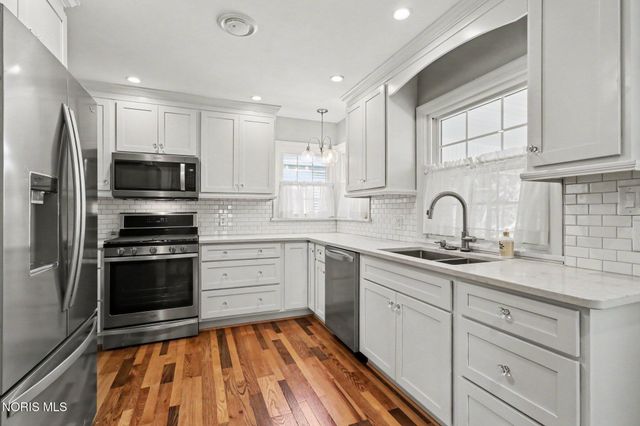 4131 Rugby Drive, Toledo, OH 43614