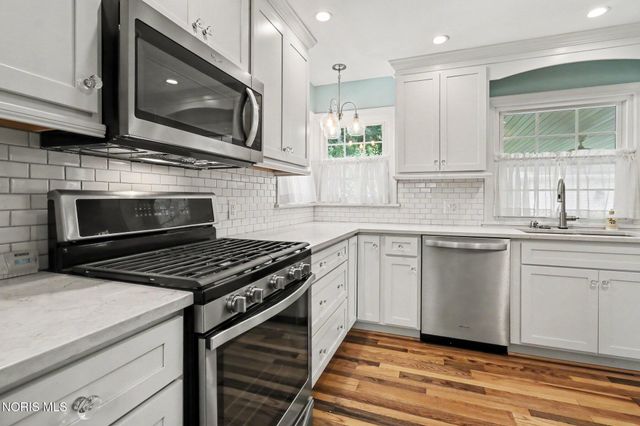 4131 Rugby Drive, Toledo, OH 43614