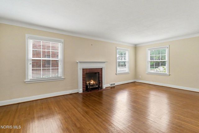 4131 Rugby Drive, Toledo, OH 43614