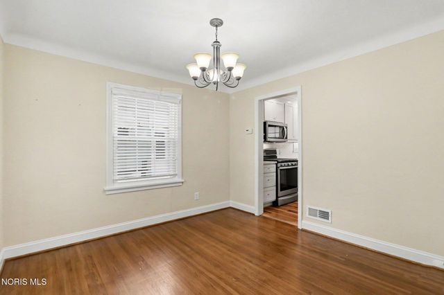 4131 Rugby Drive, Toledo, OH 43614