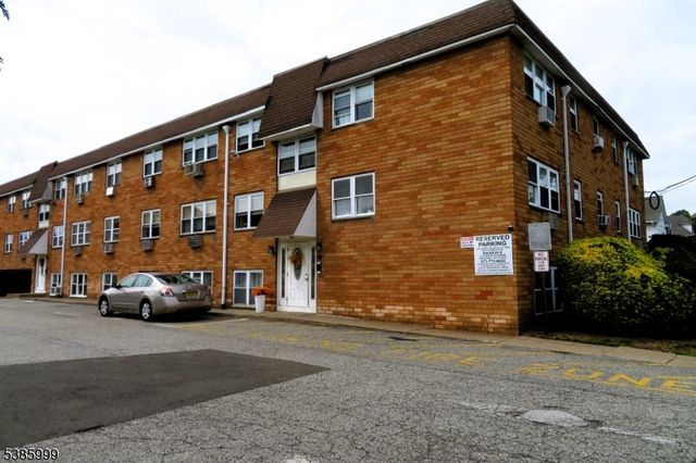 5 Ascension St 1H, Passaic City, NJ 07055