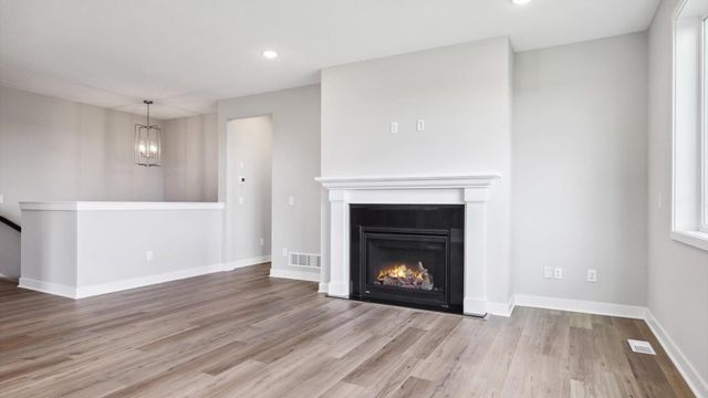 1264 Compton Avenue, River Falls, WI 54022