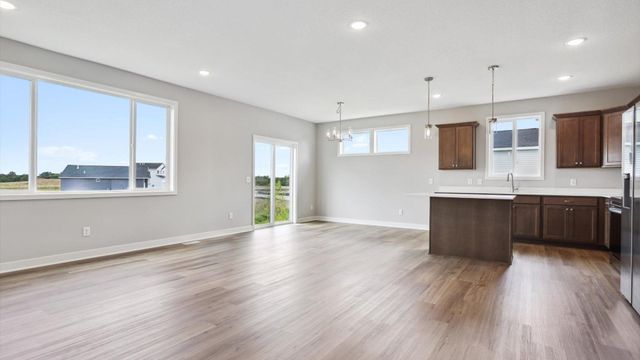 1264 Compton Avenue, River Falls, WI 54022