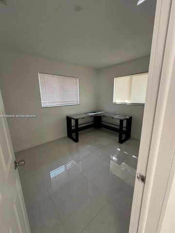 2620 NW 14th Ct 2620, Fort Lauderdale, FL 33311
