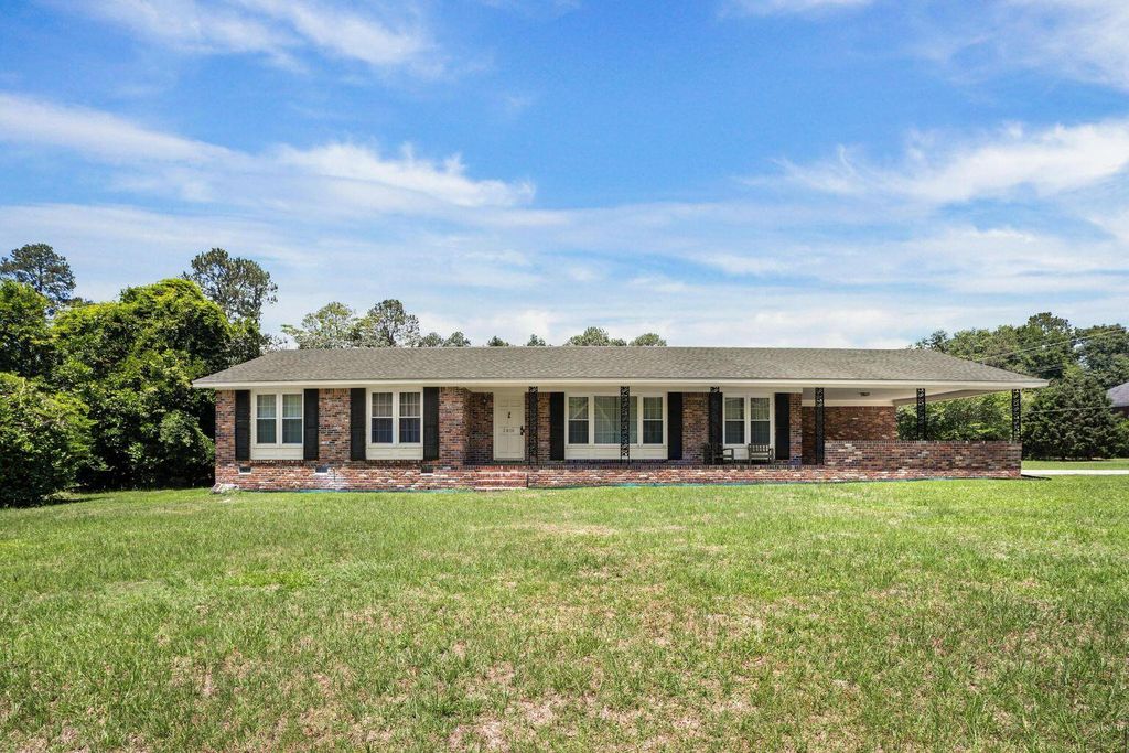2018 Griffith Drive, Orangeburg, SC 29118