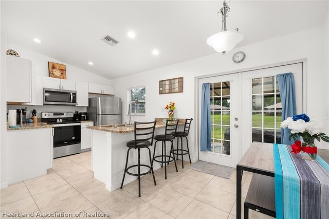 233 Loon Avenue, Sebring, FL 33870
