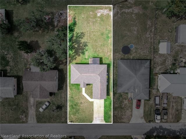 233 Loon Avenue, Sebring, FL 33870