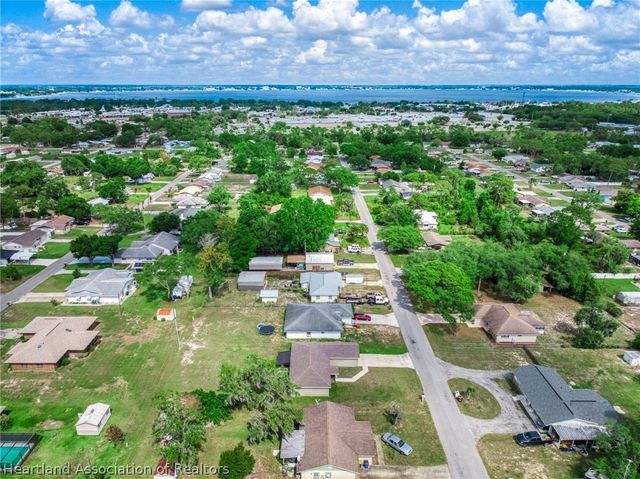 233 Loon Avenue, Sebring, FL 33870