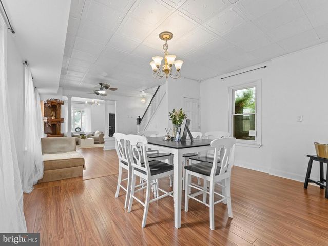 209 UPLAND RD, Brookhaven, PA 19015