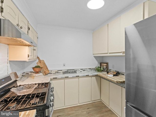 209 UPLAND RD, Brookhaven, PA 19015